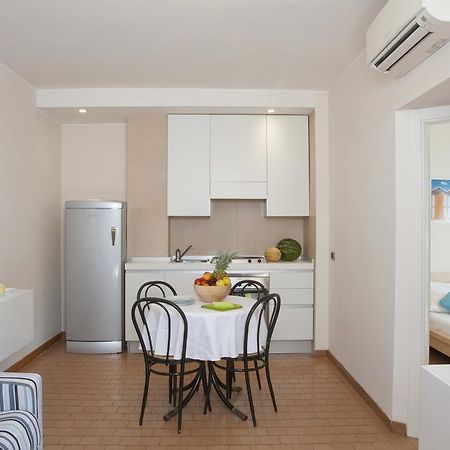 Aris Residence Riccione Phòng bức ảnh